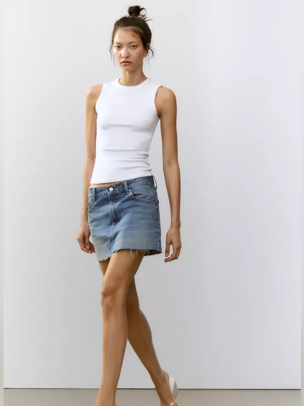 NWOT ZARA LOW-RISE DENIM MINI SKIRT